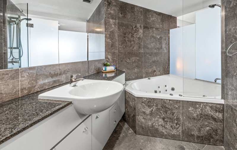 OVR Luxury Spa OV Suite 1200px 0002