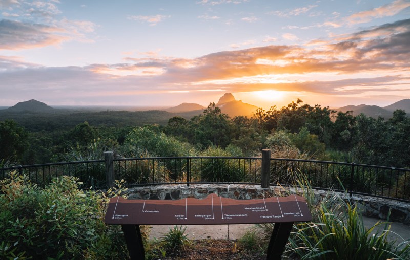 Glasshouse Moutains Lookout TEQ 1200px