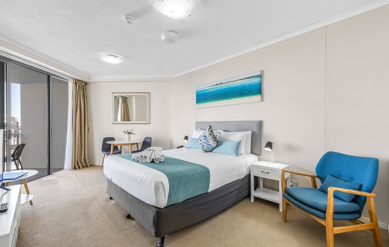 OVR Budget Studio Kitchenette 1200px 0000