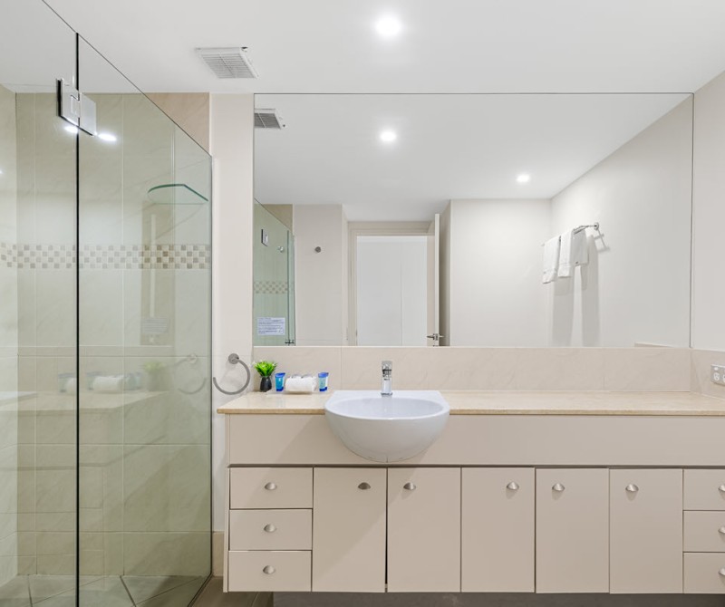 OVR Budget Studio Kitchenette 1200px 0002