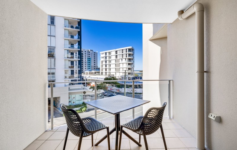 OVR Resort Studio Kitchenette 1200px 0003