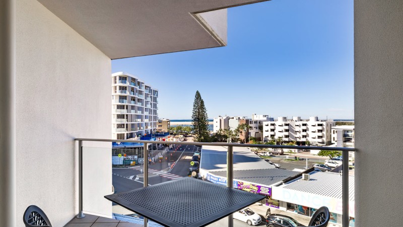 OVR Resort Studio Kitchenette 1200px 0004